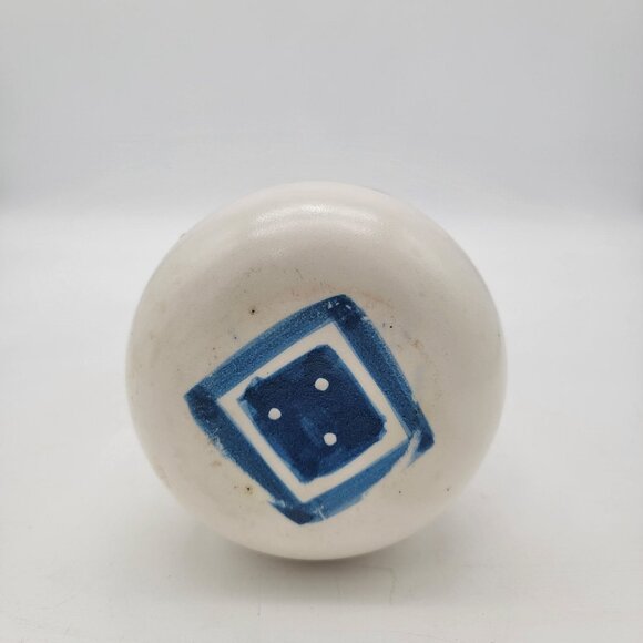 Amazing Art Pottery Orcas Vase - Picture 6 of 7